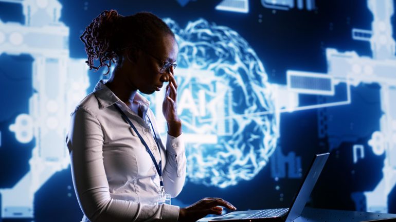 5 Advantages of Outsourcing your business IT to Snapnet